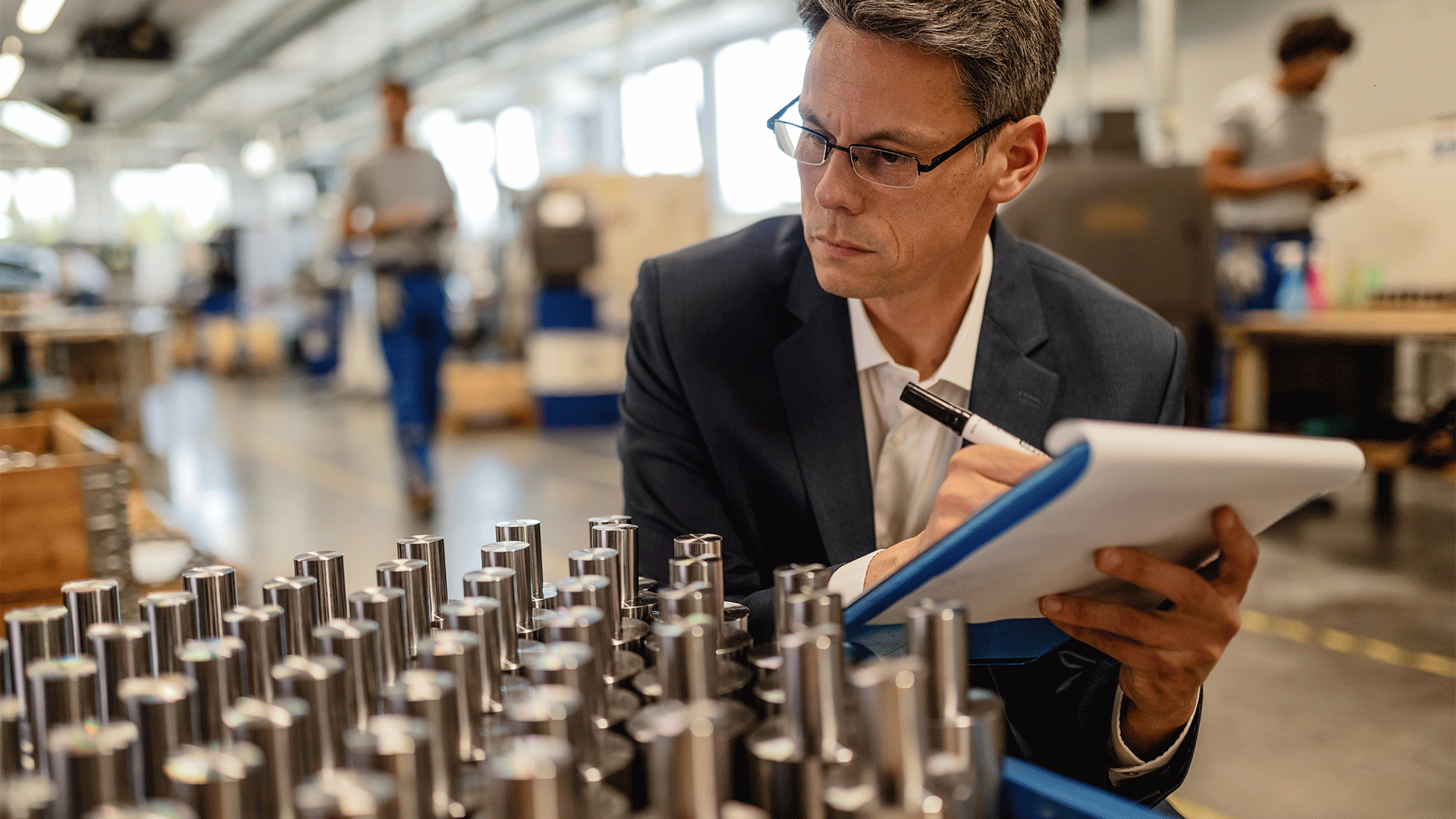 Cómo elegir al proveedor adecuado para tu empresa industrial