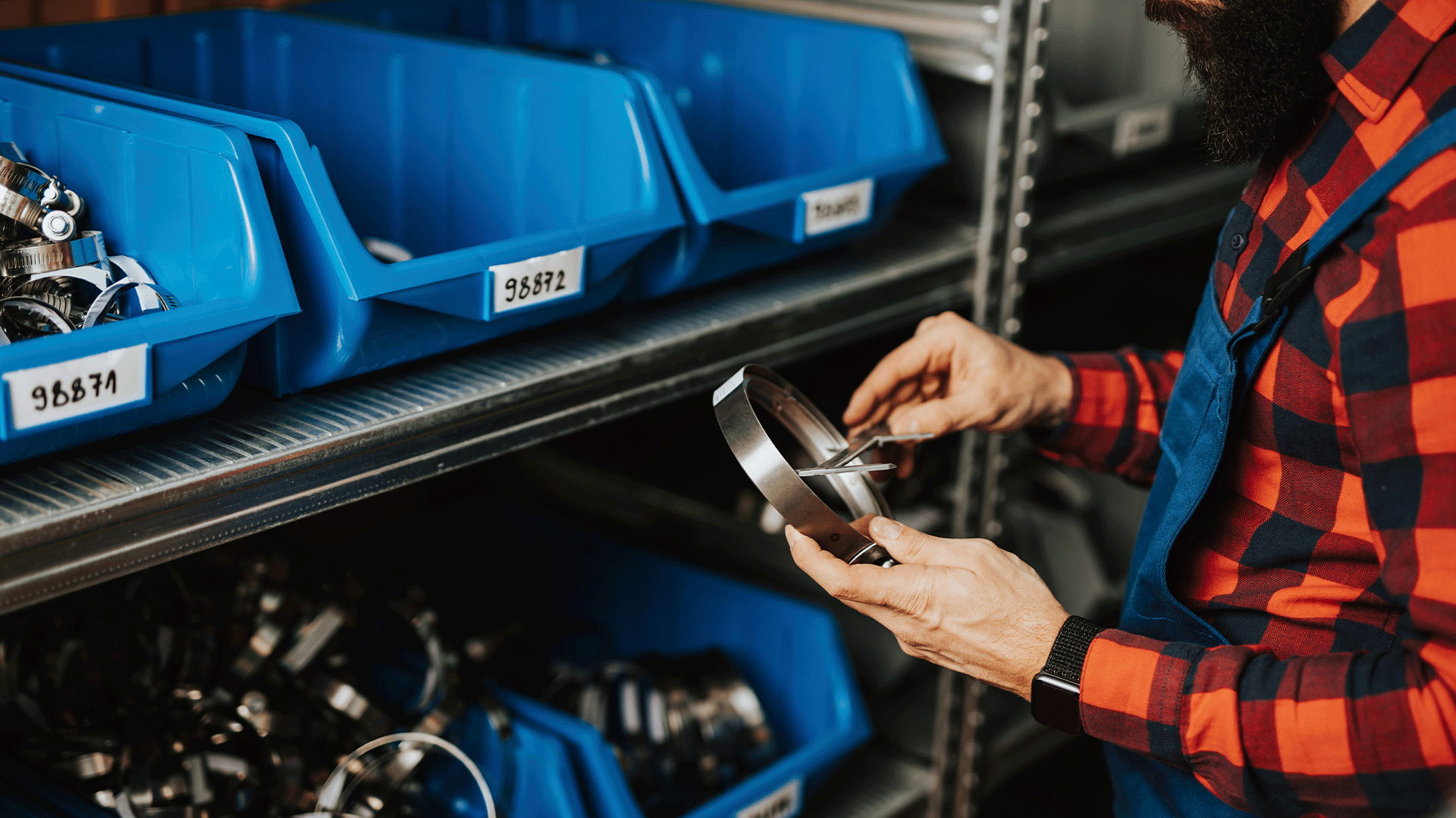 ¿Cómo identificar si estás pagando de más por tus insumos industriales?